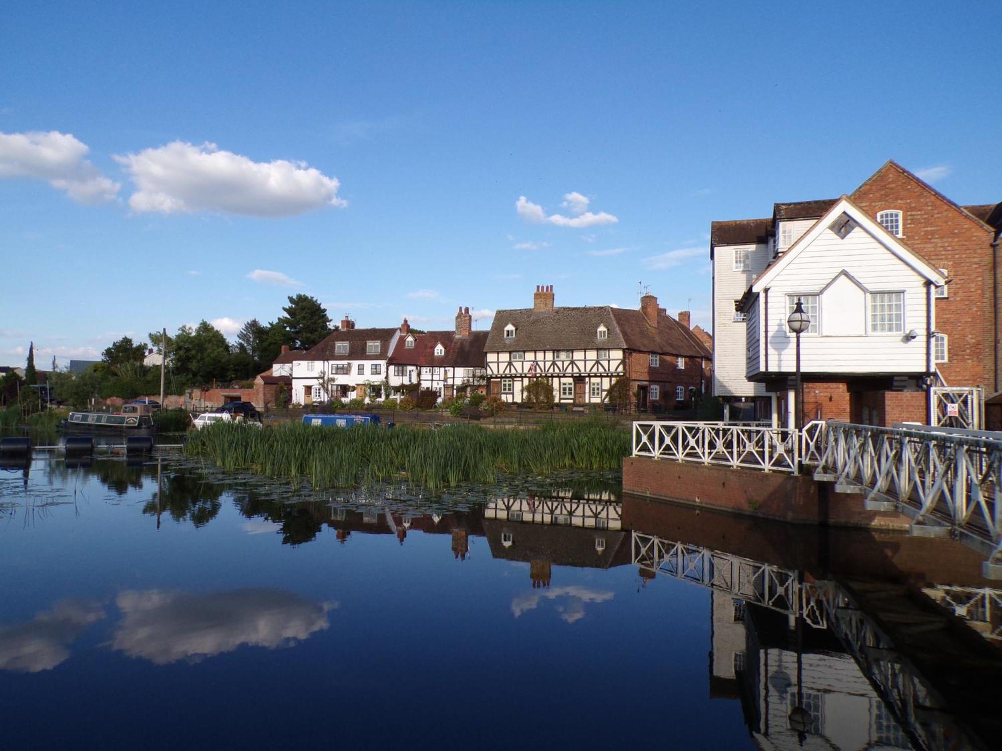 Riverside Cottage ทุกส์แบร์รี ภายนอก รูปภาพ